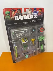 Roblox - Social Medusa Influencer with Selfie Stick - Action Figure Set - Picture 1 of 4