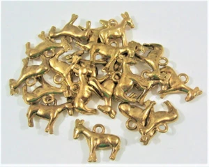 10 Ciondoli Vintage Politico Piatta Oro Gumball Cracker Jack Giocattolo Vecchio Stock - Foto 1 di 1