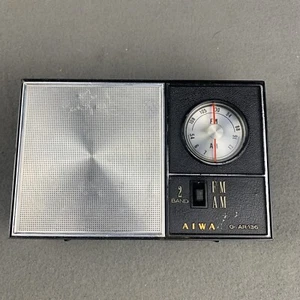 Vintage AIWA AR-136 AM/FM 2-Band All Transistor Portable Radio Tested Working - Picture 1 of 9