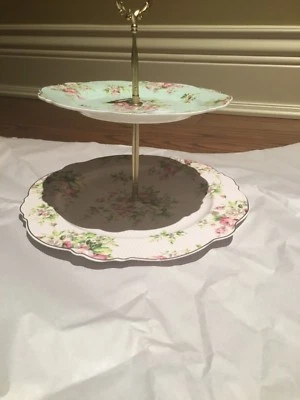 BRAND NEW SHABBY CHIC 2 TIER STAND SERVING DISHES  - Image 1 of 4