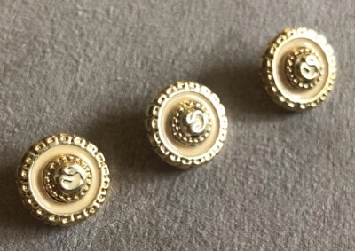 Vintage St.John Button set 24K Gold Rhodium Logo Cream Enamel 3pcs 5/8” New - Image 1 of 4
