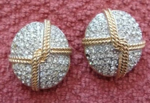 Swarovski ovale Kristalle mit goldfarbenen seilartigen Criss-Cross Clip On Ohrringe - Bild 1 von 5