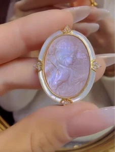 L18 Anhänger Prinzessin Einhorn Muschel Rand aus Perlmutt vergoldet Silber 925 - Bild 1 von 1