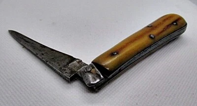 Older British JAMES HOWARTH Single Lambfoot-Blade Utility Knife - Broken Parts - Image 1 of 4