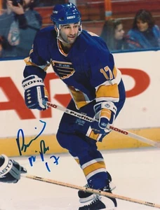 BASIL MCRAE ST. LOUIS BLUES ACCIÓN FIRMADA 8X10 - Imagen 1 de 1