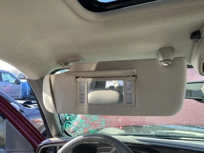 Driver Sun Visor Classic Style Illuminated OEM 06-07 SIERRA DENALI 1311259 - Изображение 1 из 4