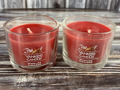 Yankee Candle Christmas 1,3 унц ароматизированная банка - сверкающая корица - лот из 2 - Изображение 1 из 2