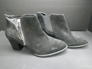 Vionic Women's Farrah Ankle Boots Black Weather Resistant Size 6.5 - Picture 1 of 9