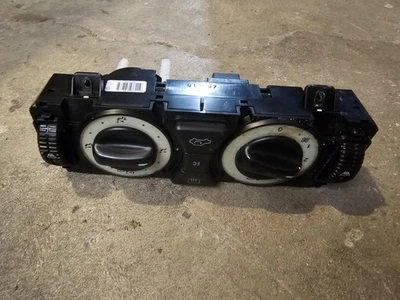 Interruptor climatizador aire acondicionado aire acondicionado mercedes slk230 slk320 1997-2000 Foto 1 de 3