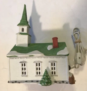 Dept.56 New England Village With Light 10 X 6 X 4 In.!!! - Picture 1 of 3