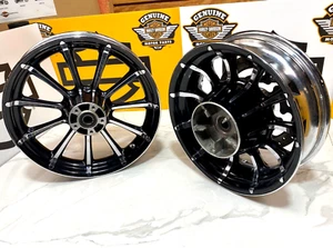 CVO 09-25 Harley OEM Touring Front Rear Roulette Wheels Chrome & Black - Picture 1 of 19