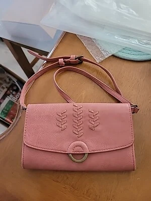 Universal Thread Ring Embroidery Ladies  Crossbody Bag Purse Rose Snap Closure - Image 1 of 4