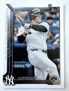 ⭐🦄 2025 Topps Series 1 - Anthony Rizzo #14 New York Yankees 1B 🆓📦 - Picture 1 of 2