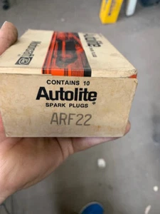 NOS VINTAGE MOTORCRAFT, AUTOLITE #: ARF22 SPARK PLUGS - Picture 1 of 1