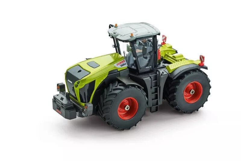 Siku Radio Controlled Claas Xerion 5000 TRAC VC Bluetooth App Control #6791 - Image 1 of 4