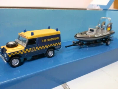CARARAMA 1/72 - SET JUNIOR RESCUE H M COASTGUARD + GOMMONE  - Immagine 1 di 2