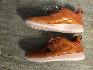 Nike Roshe One Premium Womens 833928-901 Metallic Tawny Running Shoes Size 9.5 - Picture 1 of 7