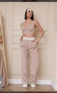 GALITA Suit Womens 2 Pieces Pants Top Sleeveless Color Nude Size Large NEW - Picture 1 of 4
