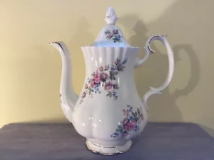 Vintage ROYAL ALBERT Bone China MOSS ROSE COFFEE POT - Picture 1 of 5