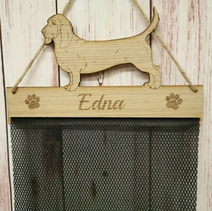 Basset Hound Rosette Holder Oak Veneer Rosette Personalised - Picture 1 of 6