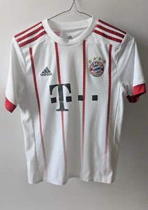 FC Bayern Trikot Saison 2017 / 2018 Champions League Größe 152 weiß / rot - Bild 1 von 7
