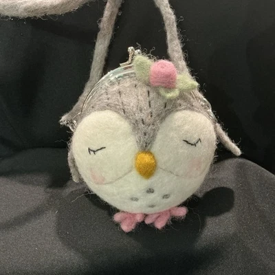 Wild Woolies Owl Crossbody Purse adorable! - Image 1 of 4