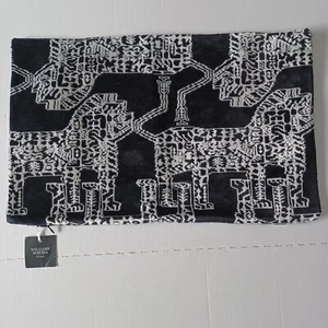 Williams Sonoma Tamar Velvet Jacquard Pillow Cover 14x22" Black Silver NWT - Picture 1 of 6
