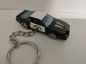 1985 Chevy Camaro High Way Patrol Keychain Keyring Brand New Black And White - Picture 1 of 2