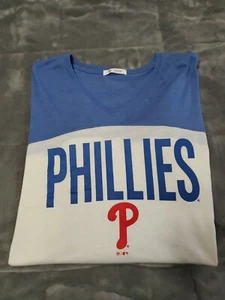 NEW ‘47 Brand PHILADELPHIA PHILLIES 3/4 Raglan Sleeve Shirt SZ Medium  - Picture 1 of 9