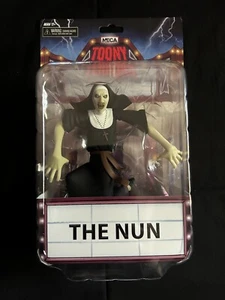 NECA Toony Terrors The Nun GLOW IN THE DARK Chase - Foto 1 di 7