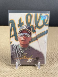 1993 LEAF STUDIO RICKEY HENDERSON . OAKLAND ATHLETICS #84