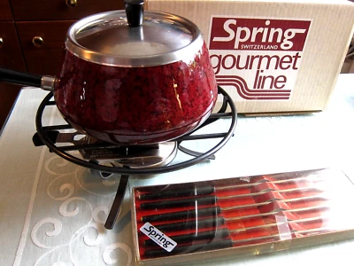 Spring  Gourmet Line Fondue rot (OVP) + Rechaud / Stövchen + Fonduegabeln (NEU) - Bild 1 von 4
