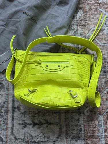 Borsa hobo XS BALENCIAGA Croc goffrata neo classica in pelle NUOVA CON ETICHETTE