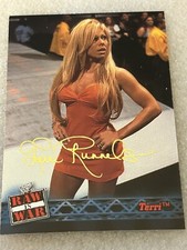 2001 TERRI RUNNELS FLEER WWF RAW IS WAR WWE WRESTLING CARD #33