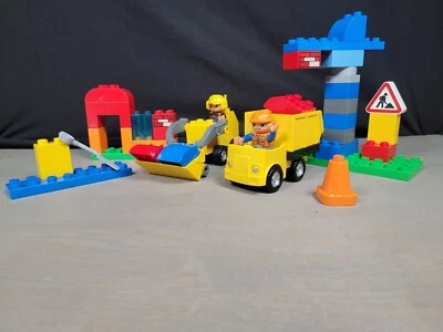 LEGO DUPLO 10518 MY FIRST CONSTRUCTION SITE 100% COMPLETE DUMP TRUCK CRANE DOZER - Image 1 of 4