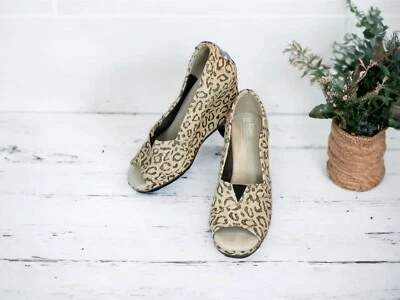 TOMS Alpargatas Plataforma Cuña 8.5 Beige Leopardo Guepardo Punta abierta Tacones de 3" Foto 1 de 4