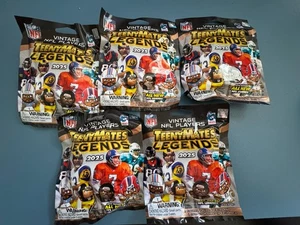 TeenyMates Legends 2025 NFL Vintage Players – Lot of 5 Blind Bags Sealed - Picture 1 of 4