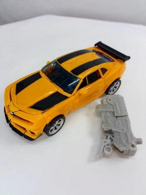 Transformers Dark Of The Moon Deluxe Class Mechtech  Bumblebee - Image 1 of 2
