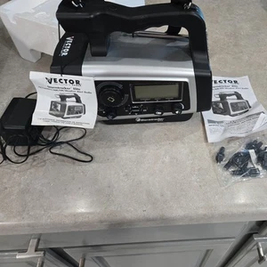 Vector Stormtracker Elite WC300DSV TV / Laterne / AM/FM / Wetterwarnung Radio - Bild 1 von 6