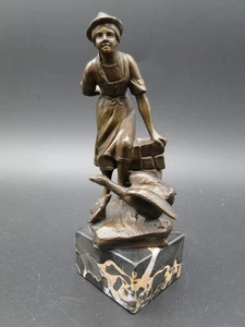 Bronzefigur Jugendstil Gladenbeck Berlin Schmidt Fec. Mädchen mit Gans um 1900 - Bild 1 von 17