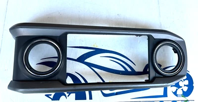 Toyota Tacoma 2016-2023 tablero radio bisel gris 55412-04120 OEM Foto 1 de 4