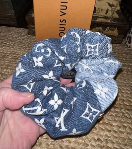 New LOUIS VUITTON Navy Blue Faded Denim Monogram 100% Cotton HAIR SCRUNCHIE - Picture 1 of 7