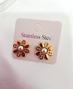 Pendientes para mujer de acero inoxidable con diamantes de imitación de flor de margarita - Imagen 1 de 7