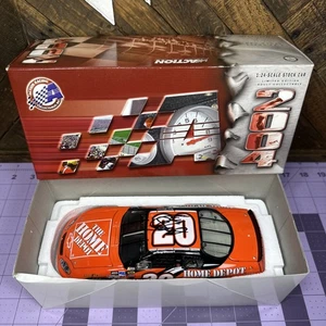 #20 Tony Stewart Autographed Home Depot 2004 Monte Carlo Mac Tools 1:24 Scale - Picture 1 of 24