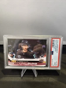 2022-23 Upper Deck Matty Beniers #C100 Young Guns UD Canvas PSA 9 - Bild 1 von 2