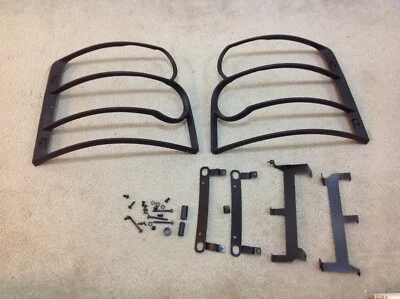 LAND ROVER RANGE ROVER SPORT L320 2005-2009 MODEL REAR LAMP GUARDS SET GENUINE  - Image 1 of 4