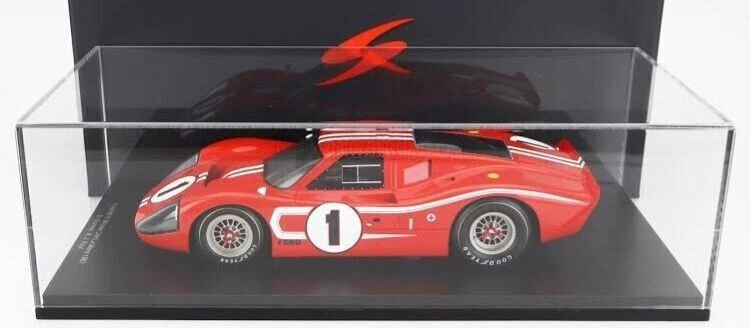 Spark Ford MK IV #1 Gurney - Foyt winner 24h Le Mans 1967 1/18 18LM67
