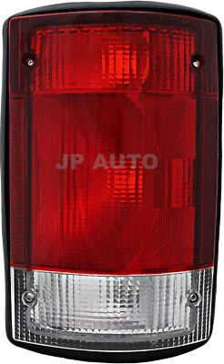 Luz trasera lado pasajero para Ford E150 E250 E350 Excursion 1995-2003 Foto 1 de 4
