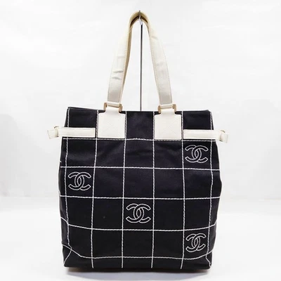 NO TARIFF Chanel Tote Bag Black Canvas 2287685 - Image 1 of 4