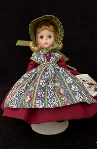 Alluring 1982 Vintage Madame Alexander 8" International Doll, Denmark 569, IOB - Bild 1 von 12